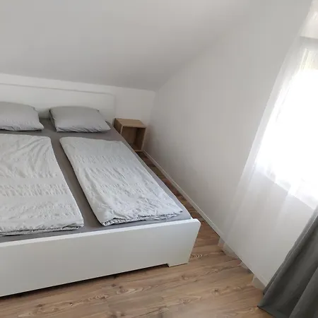 Doemper Doeme Apartman Balatonlelle Exterior photo